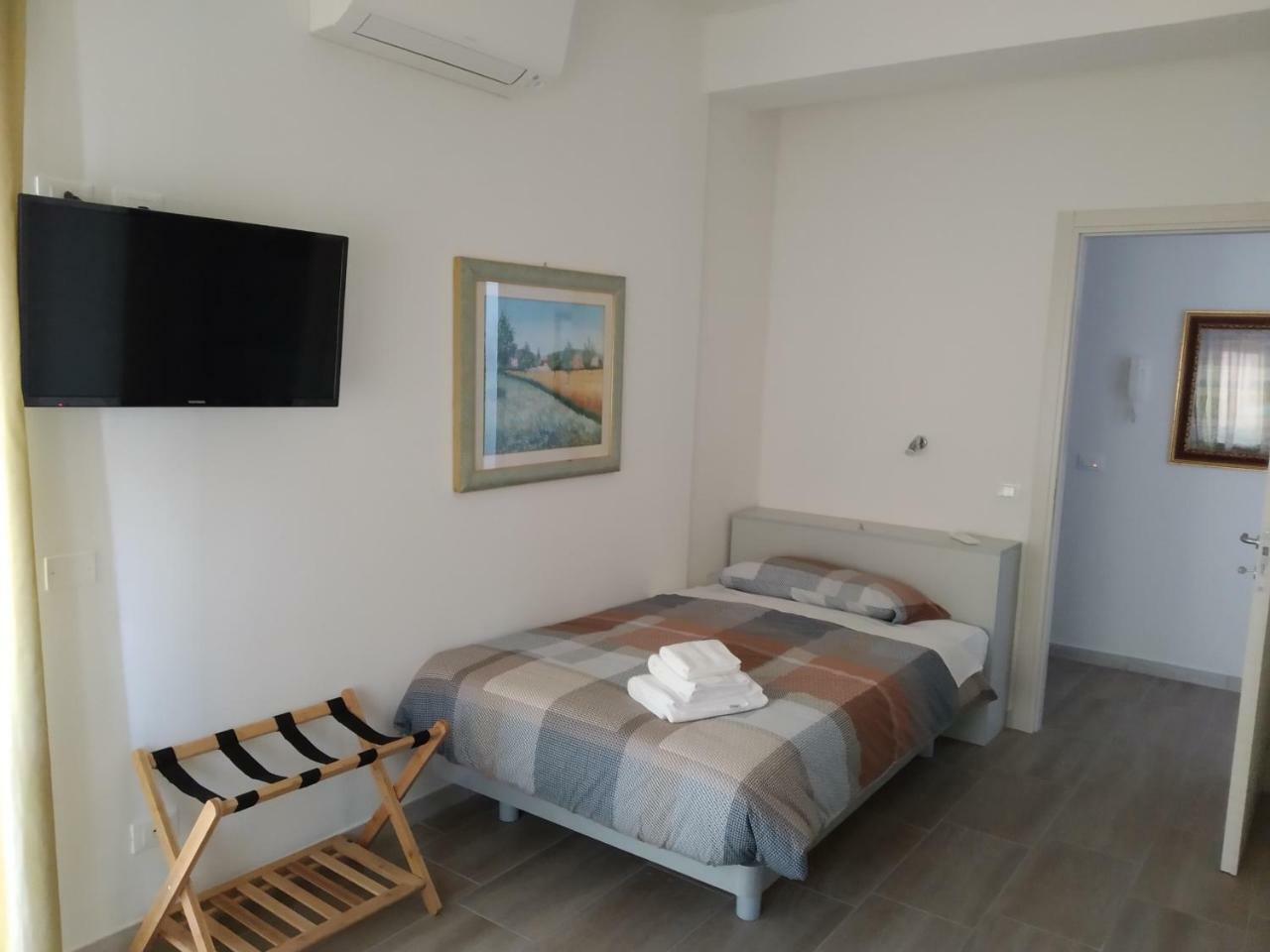 Arno Rooms Verona Exterior foto